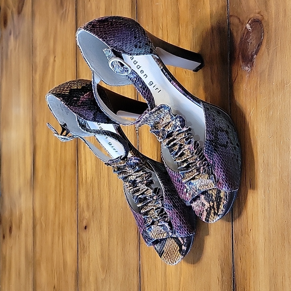 Madden Girl 4in Colorful open toe sandal